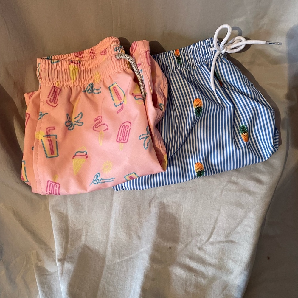 🔵Bundle pair of 2 swim trunks